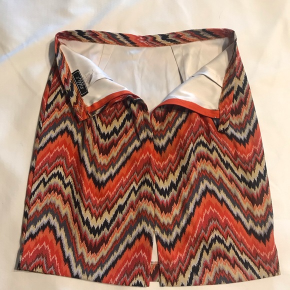 Vintage/ Retro Pencil Skirt - Picture 4 of 9